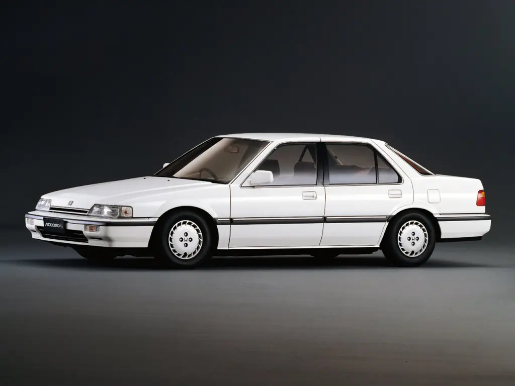 Honda Accord (CA4, CA5) 3 поколение, седан (11.1985 - 09.1989)